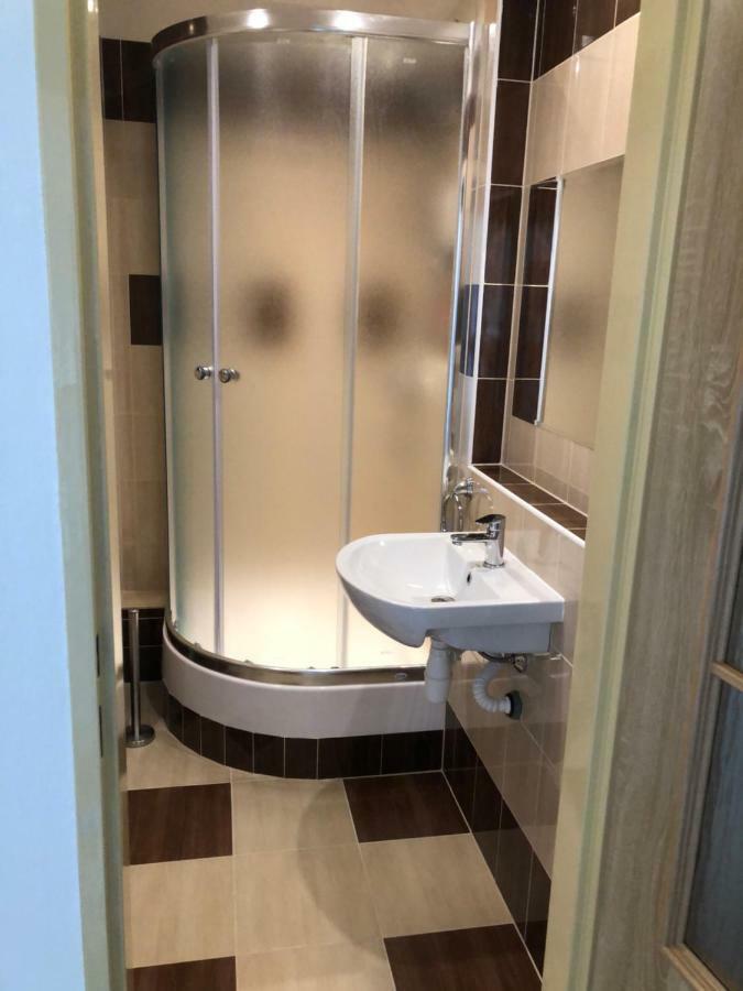 Bolevec Tower Apartment Plzen Bagian luar foto